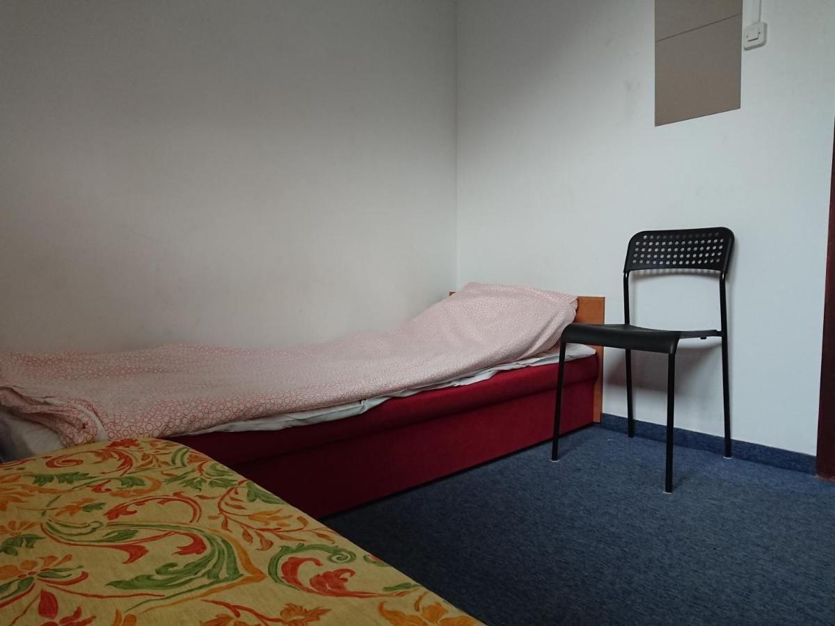 Mhostel Piaseczno  Zewnętrze zdjęcie